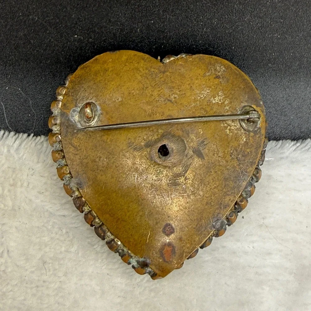 Estate ** brooch